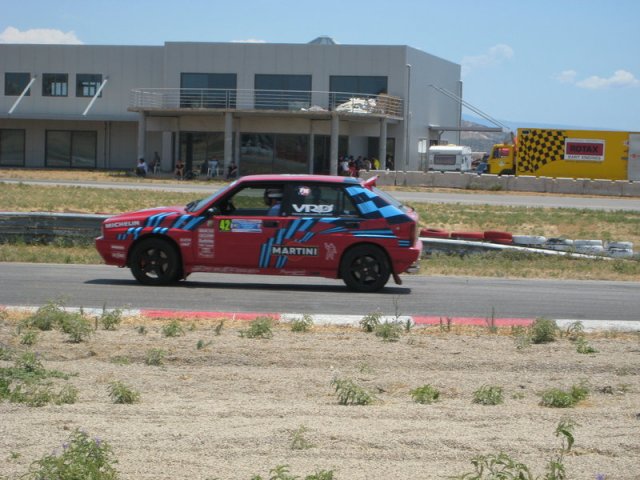 tdm270609_046