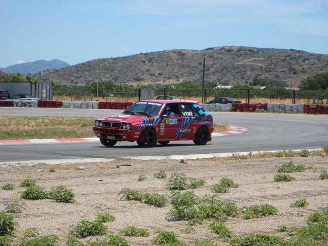 tdm270609_057